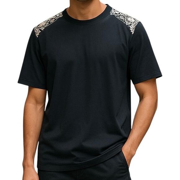 New NWT Takeshy Kurosawa Black Crewneck Embroidered Shoulder T Shirt - Medium - Picture 1 of 9